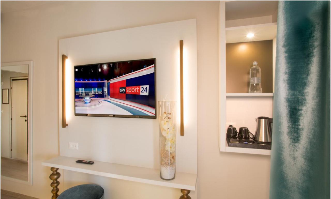 Hotel Ambassador Riccione Dış mekan fotoğraf