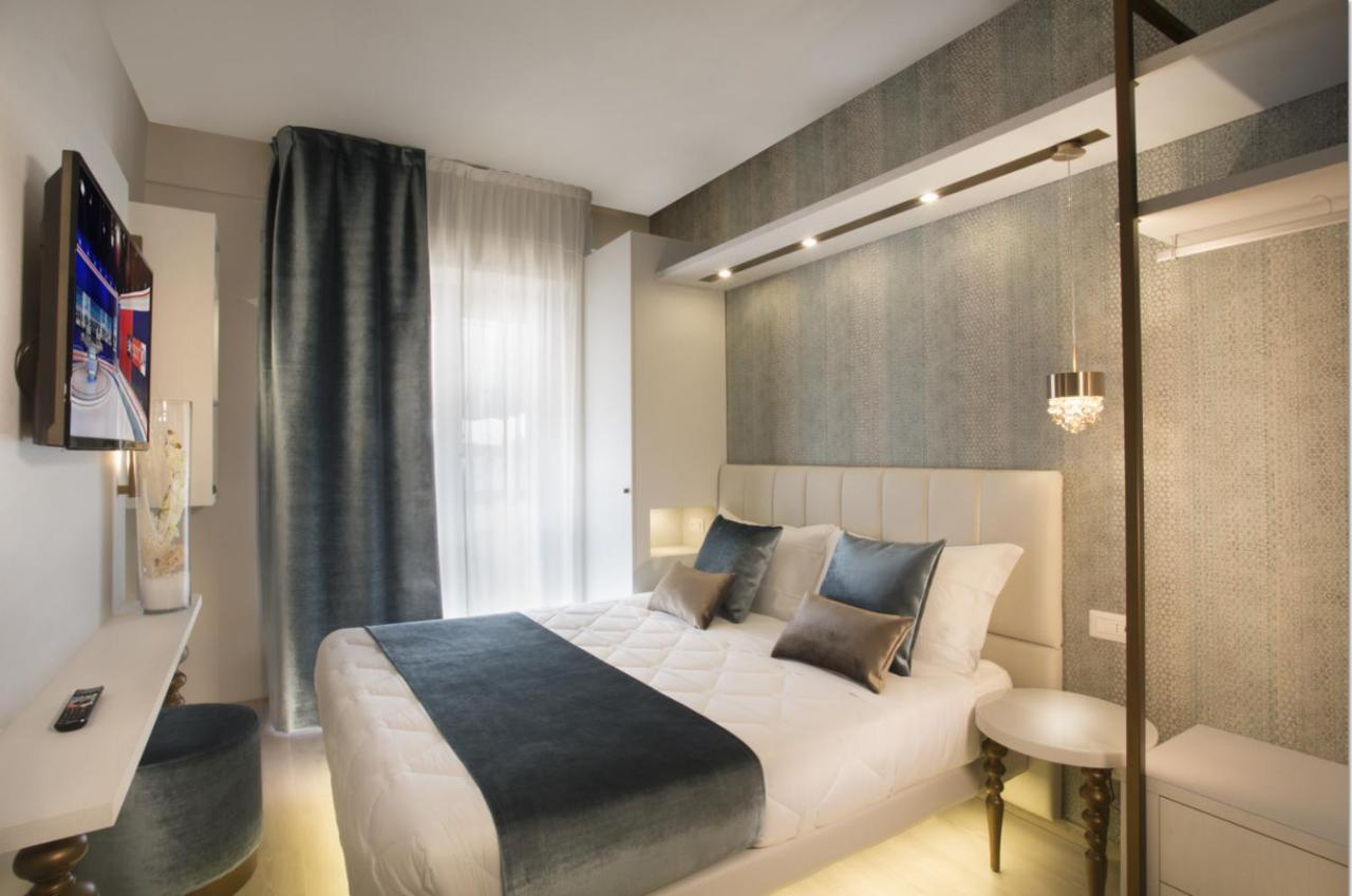 Hotel Ambassador Riccione Dış mekan fotoğraf