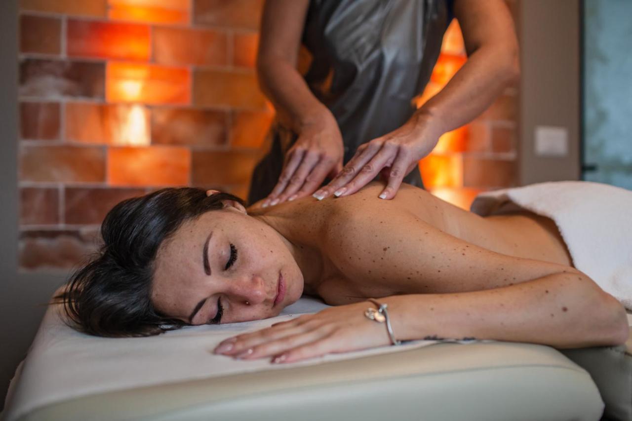 Hotel Ambassador Riccione Dış mekan fotoğraf